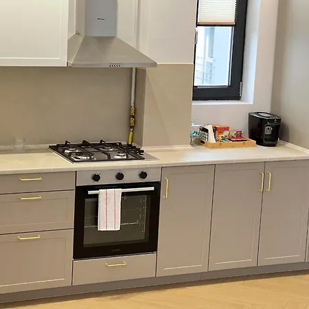 Modern Central, 5 Minute De Plaja, - Mamaia Nord *