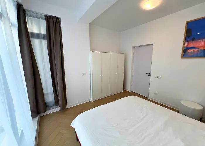 Modern Central, 5 Minute De Plaja, - Mamaia Nord Apartment